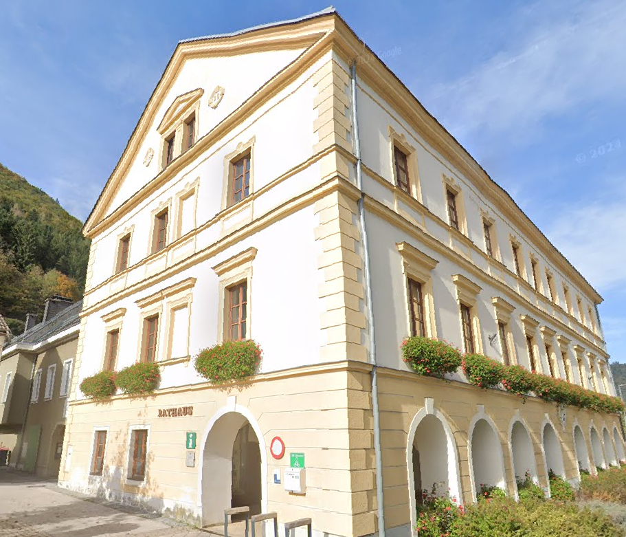 Gaming, 3 Zimmer, 87 m² / 01381 00024